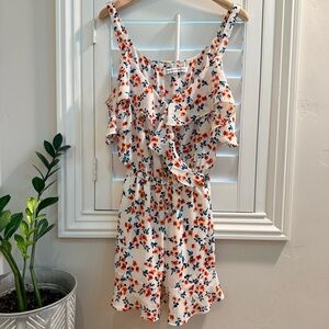 Cupcakes & Cashmere Floral V-Neck Romper - Size Medium